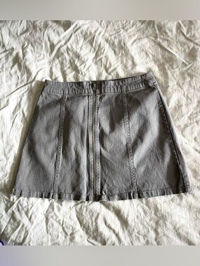 Gray Jean Front-Zip Skirt A-Line